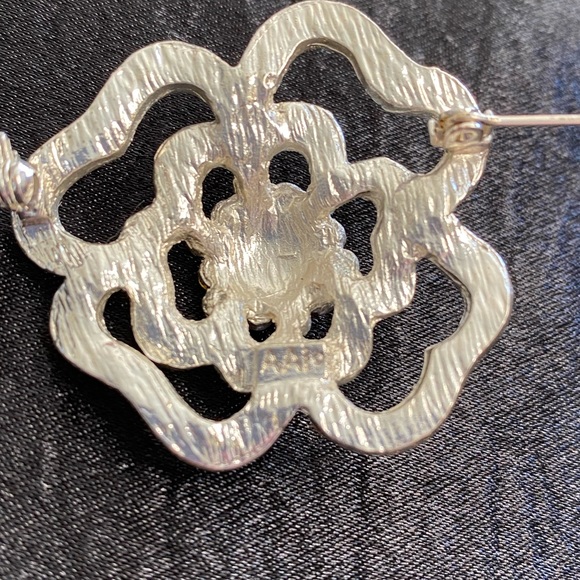 Vintage Brooch signed AAI - Picture 5 of 5